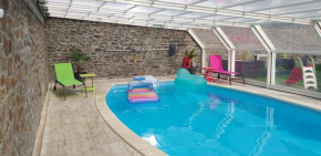 Maison de 2 chambres avec piscine partagee jardin clos et wifi a Pontorson